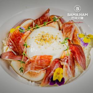 巴瑪火腿無(wú)花果布拉塔沙拉